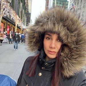 Meet your Posher, Elida